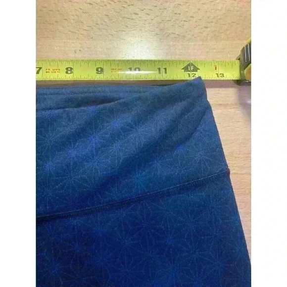 Lululemon Geometric Cropped Leggings Navy Size 4 - Picture 8 of 9